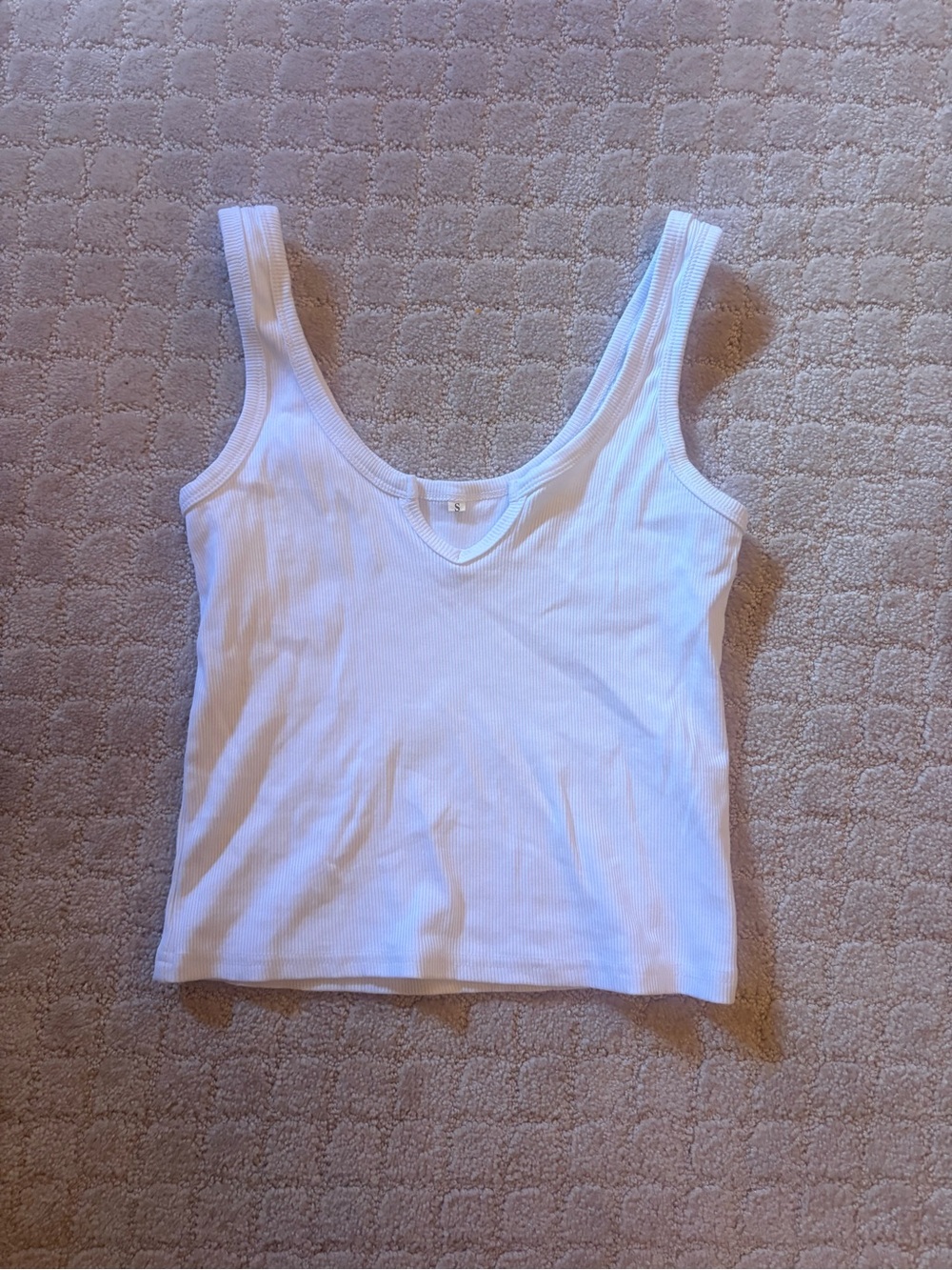 Amazon White Ribbed V-Neck Tank Top - Women